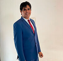 •Dr. Fabiano De Paula